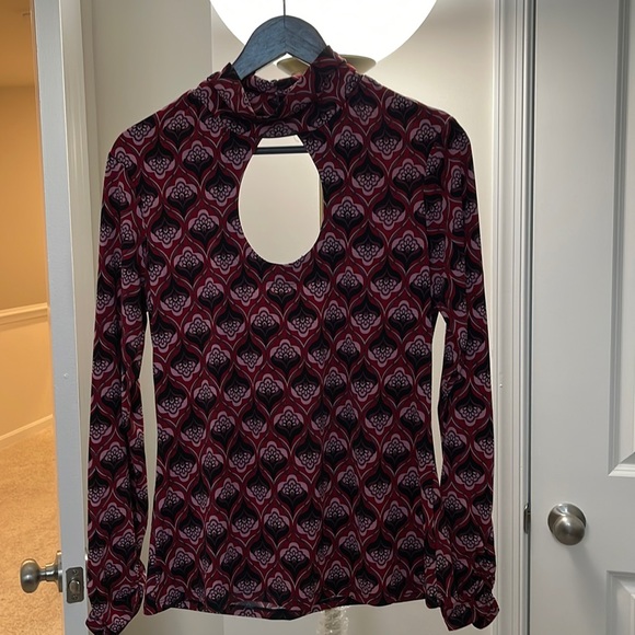 Bisou Bisou Blouse - Picture 2 of 8